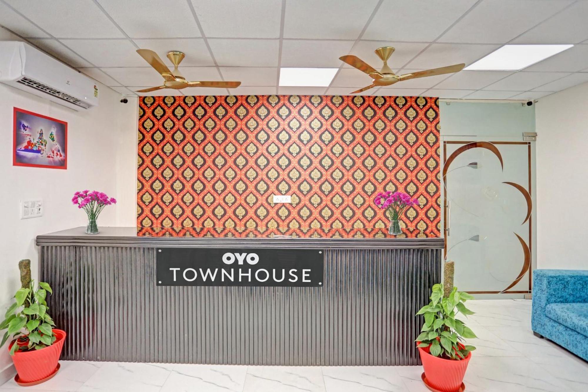 Hotel O Heritage Inn Noida Exterior photo